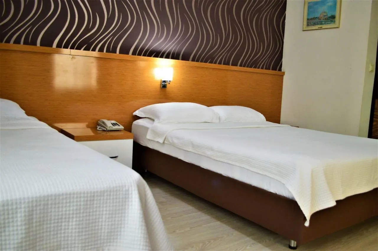 Derin Suit Otel Antalya 3*,